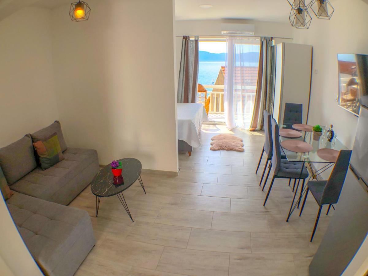 Apartments By The Sea Gradac, Makarska - 13181 グラダツ エクステリア 写真